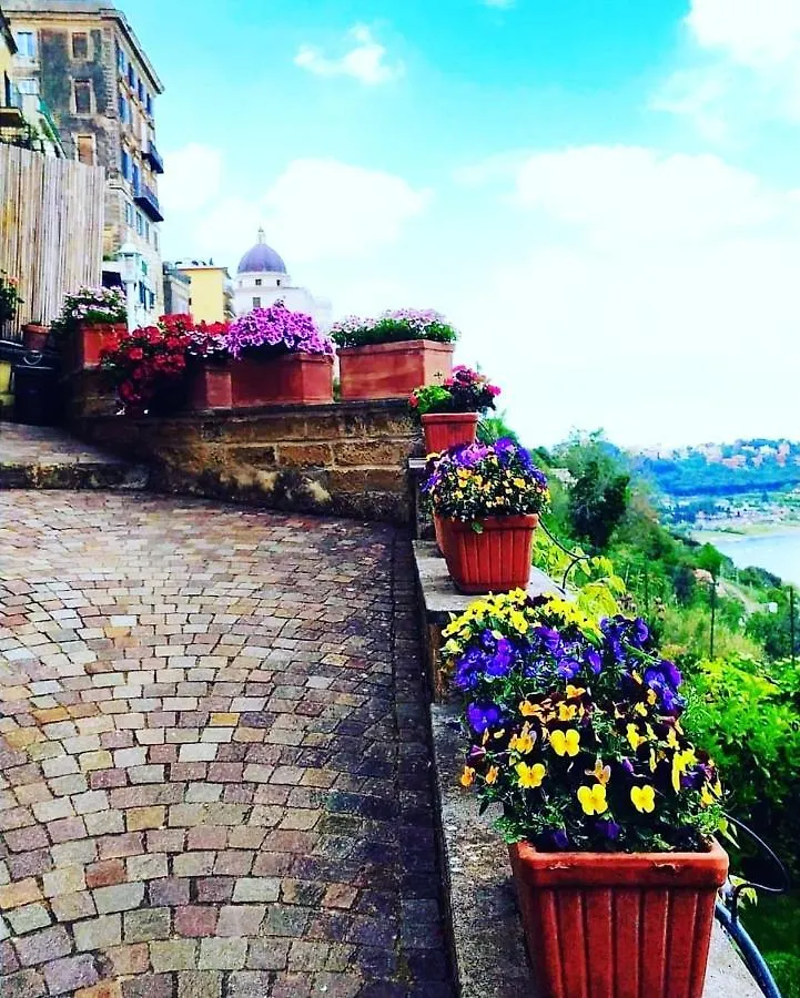 Giardino Sul Lago Castel Gandolfo 0*,